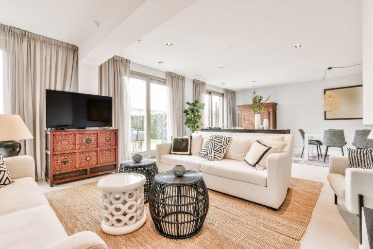 what is the average cost to decorate a room