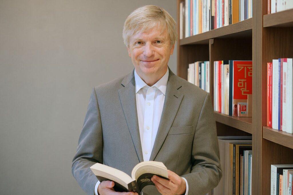 John Nilsson Wright: Meet Cambridge’s Go-To East Asia Expert