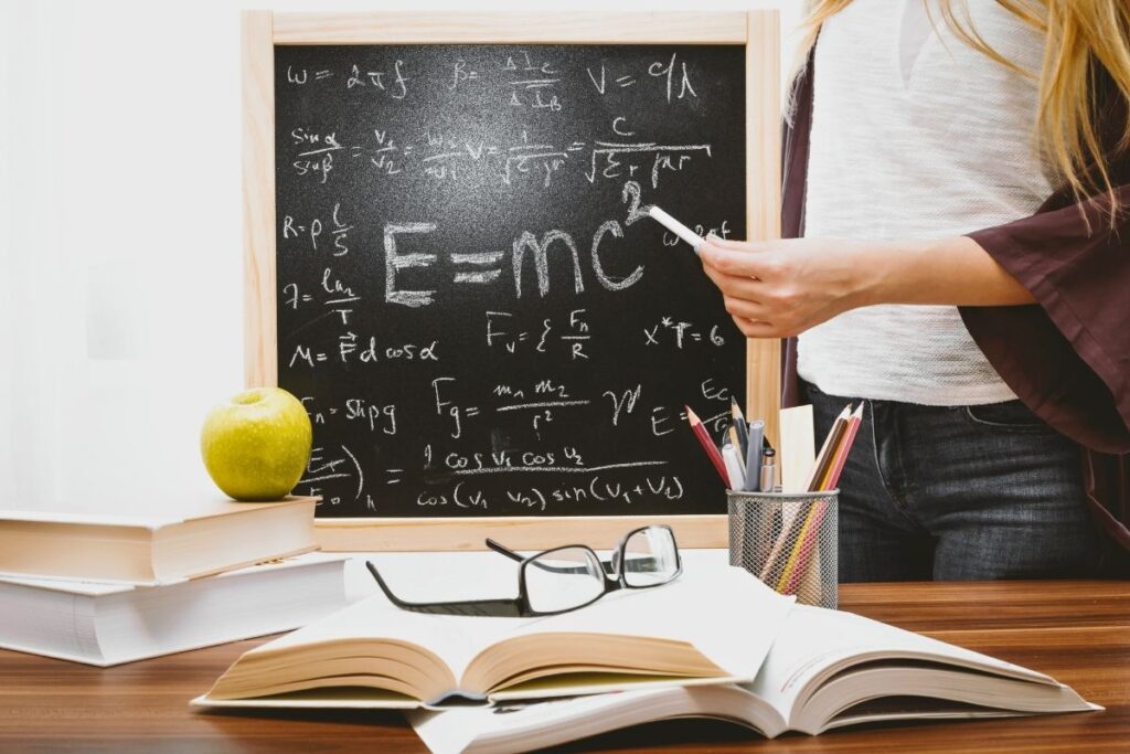 IGCSE Physics Study: Essential Advice For UK Students