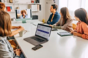 how remote hybrid working reshapes london businesses